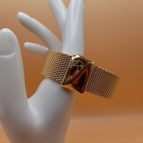 Vintage Wide Mesh Bangle Bracelet, No Clasp, 80s Vintage Jewelry - Picture 5 of 8